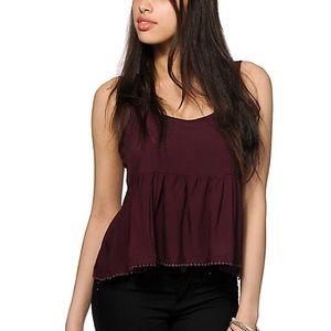 Empyre Crop Crochet Tank Berry M
